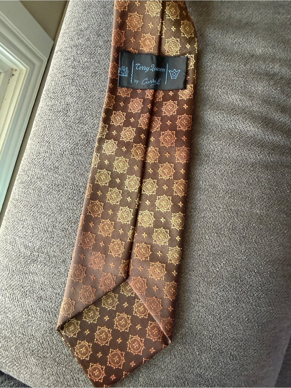 Brown Silk Medallion Tie
